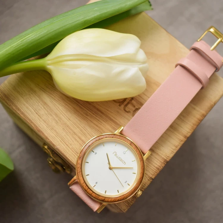 damski-zegarek-niwatch-classic-z-drewniana-wstawka-roz-6.jpg