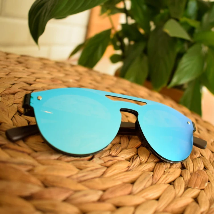 Okulary-przeciwsloneczne-niwatch-volans-blue-lustrzane-drewniane-promocja-4.jpg