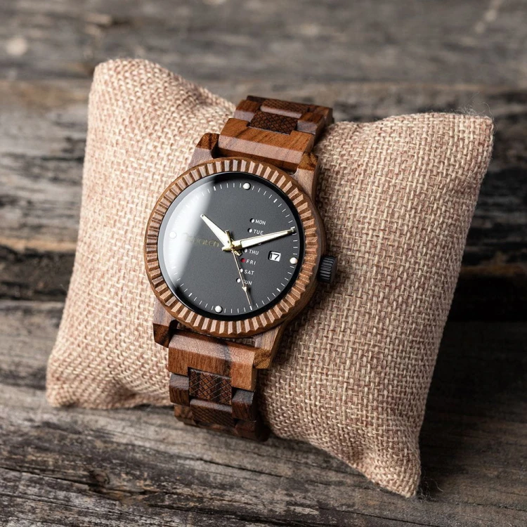 drewniany-zegarek-niwatch-colour-z-rozszerzonym-datownikiem-tigerwood-3.jpg