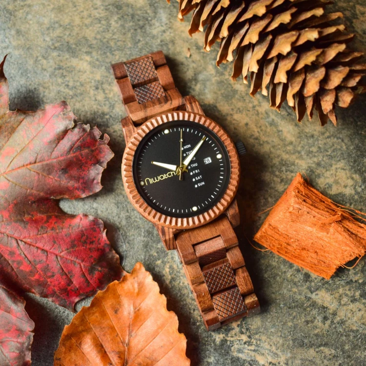 drewniany-zegarek-niwatch-colour-z-rozszerzonym-datownikiem-tigerwood-8.jpg