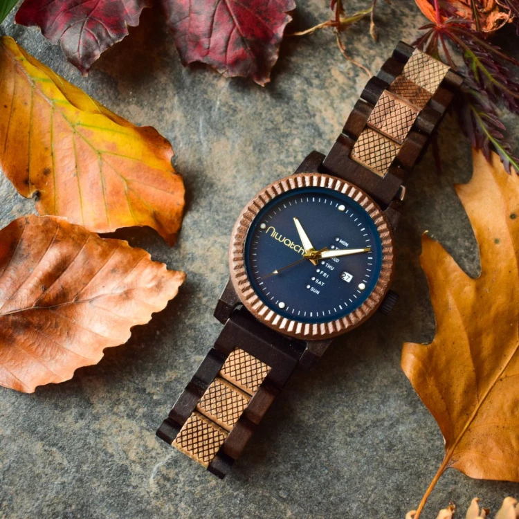 drewniany-zegarek-niwatch-colour-z-rozszerzonym-datownikiem-heban-orzech-4.jpg