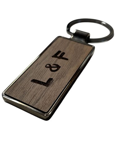 elegancki-brelok-do-kluczy-personalizowany