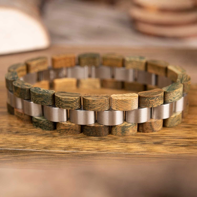 bransoletka-ironclad-niwatch-drewniana-na-reke-sandalowiec-metal-prezent.jpg