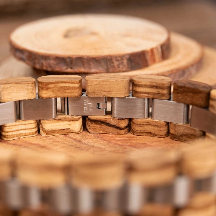 bransoletka-ironclad-niwatch-drewniana-na-reke-zebrawood-zapiecie.jpg