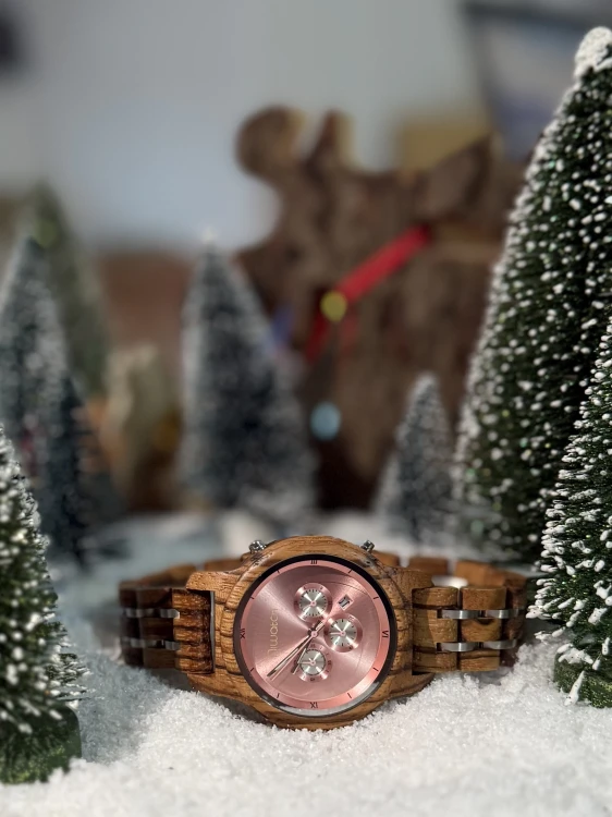 chrono-zegarek-drewniany-rozowy-swieta.jpeg
