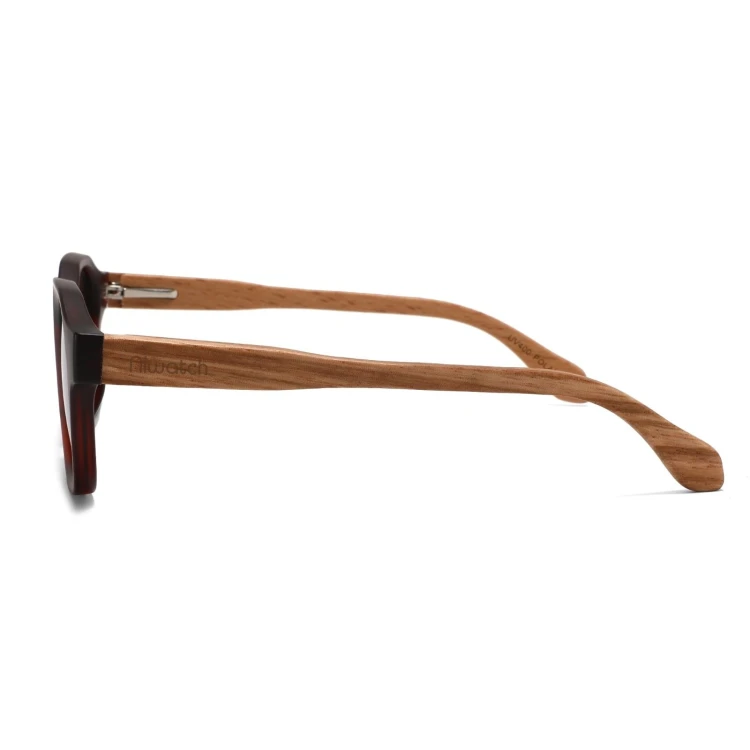 Niwatch_Lira_brown_biale-tlo2.jpg